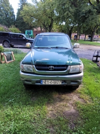 hilux2.jpeg